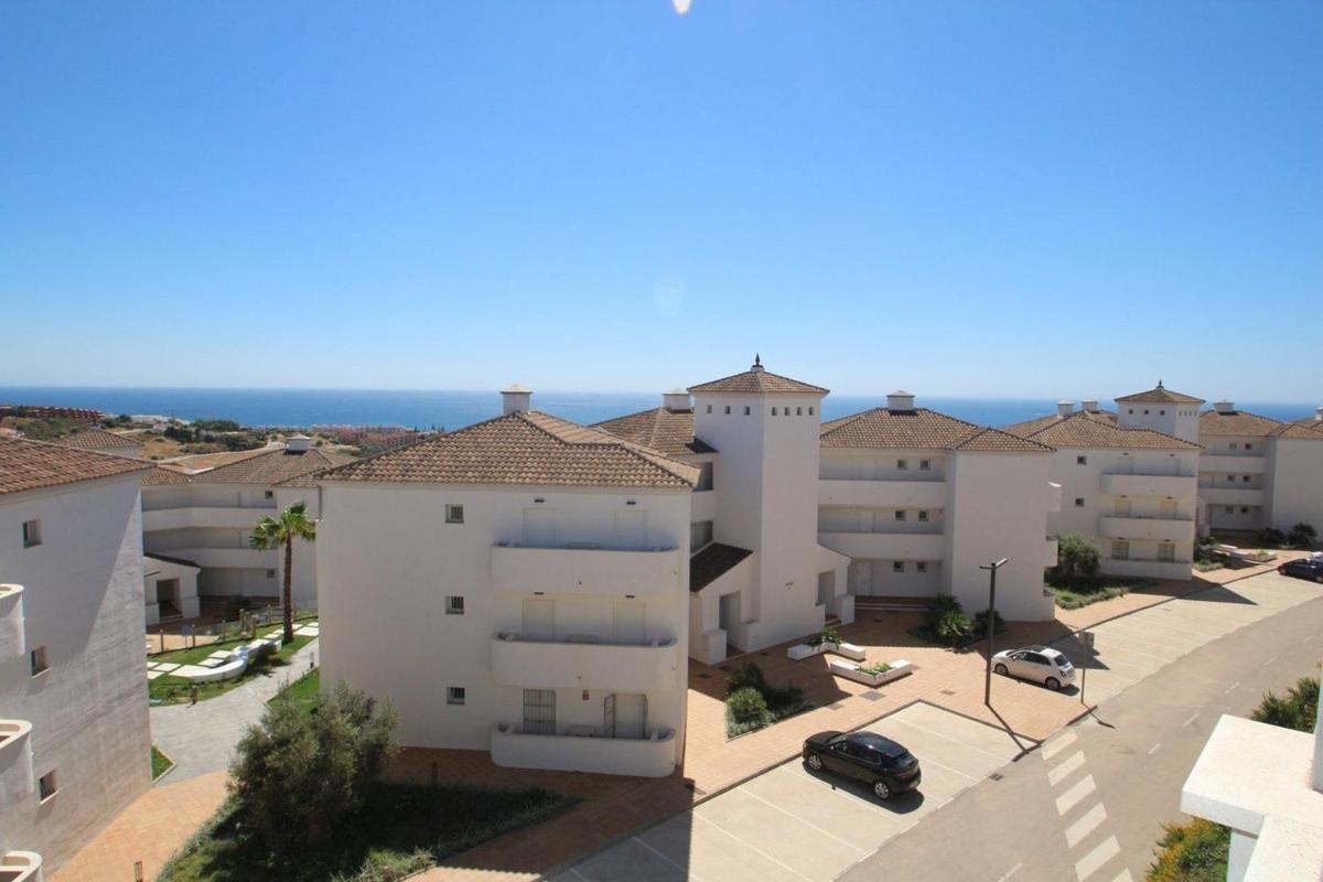 Small Oasis Nelson Mandela Apartment With Sea View, Two Bedrooms, Parking, Terrace And Pool 마닐바 외부 사진
